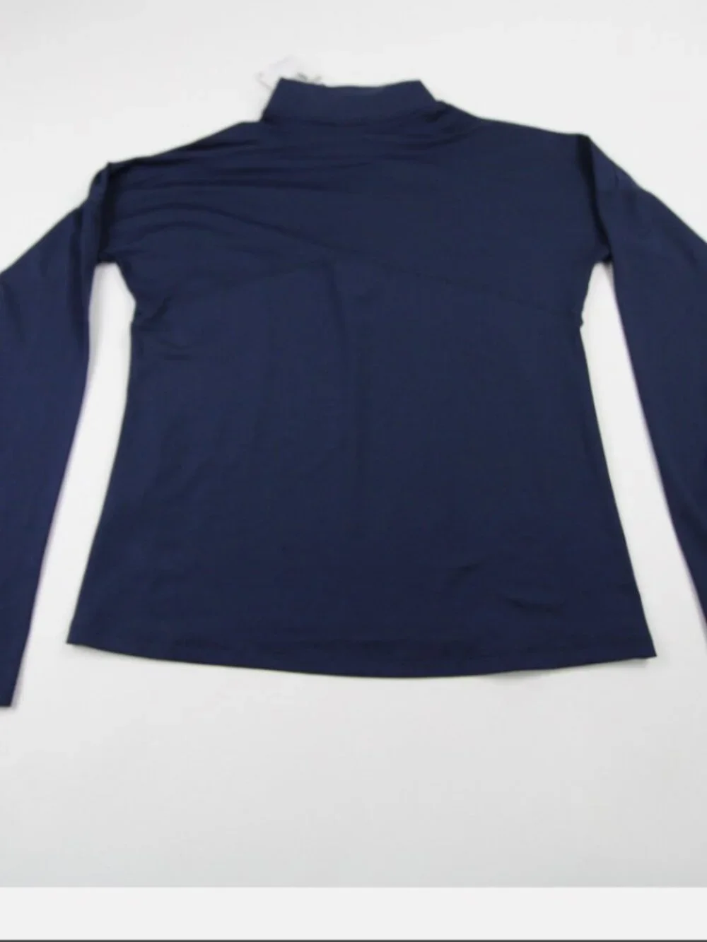 Women's NWT Nike Dri-Fit  UConn Huskies 1/4 Zip oullover